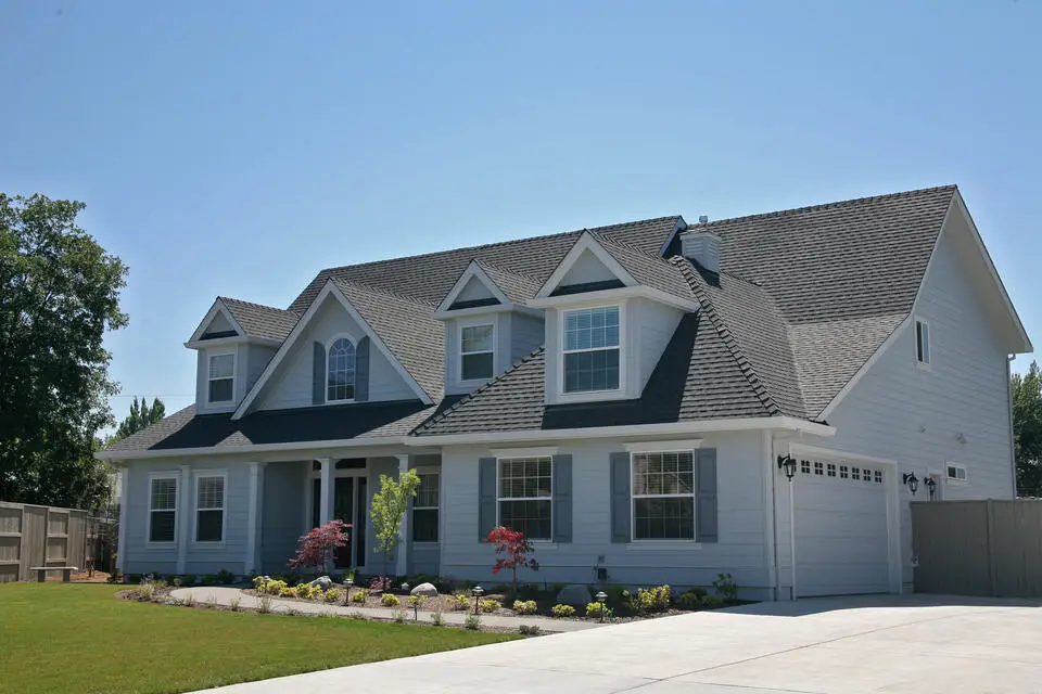 asphalt roofing